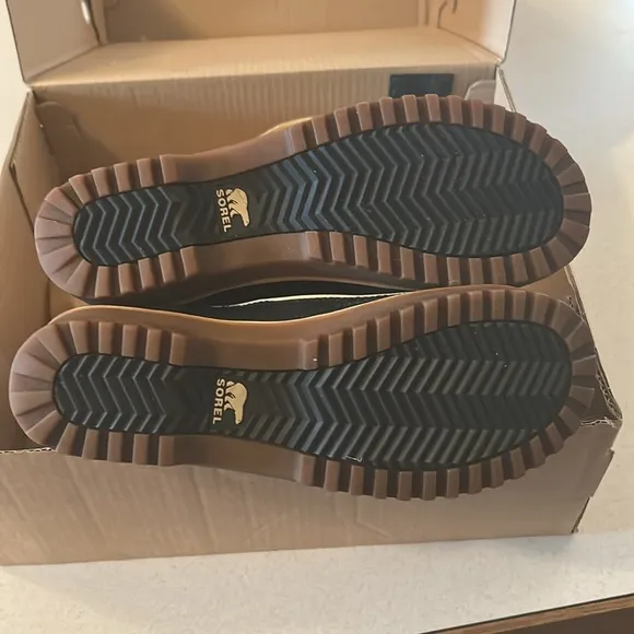 Sorel Tivoli High II Boots in Curry Size 9.5 Waterproof Like New Condition! ❄️