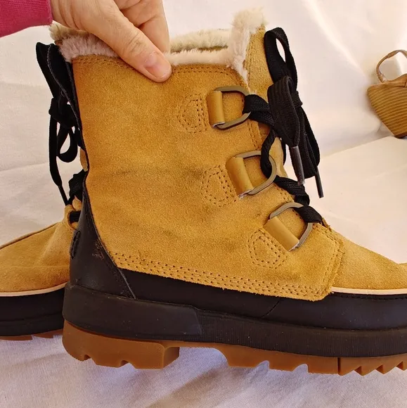 SOREL Tivoli IV Waterproof Winter Boot Lace up Tan Black NL3425-373 Women's 8.5