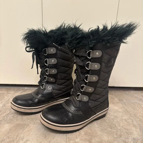 Sorel Tofino II youth waterproof boots