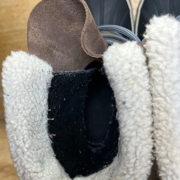 Sorel WATERPROOF Faux Fur Womens Size 7 Winter Boots Shoes Brown Gray