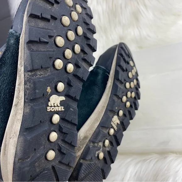 SOREL WINTER FUR  LACE UP BOOTS