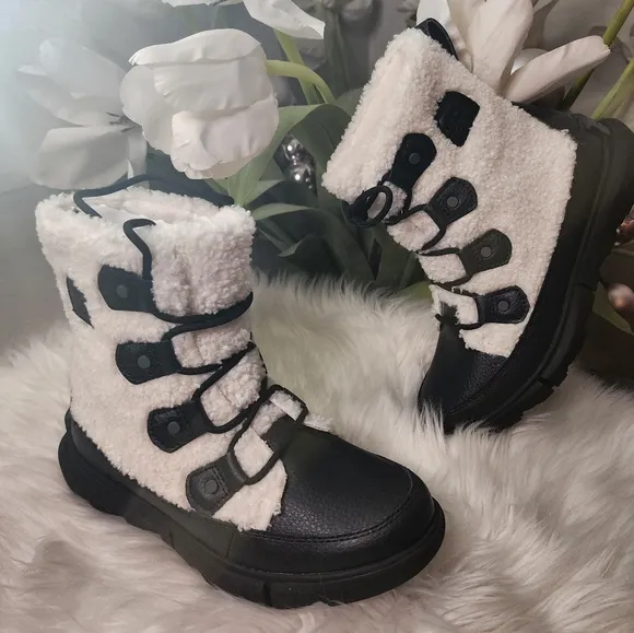 SOREL Women's Explorer II Joan Cozy 100g Boots new