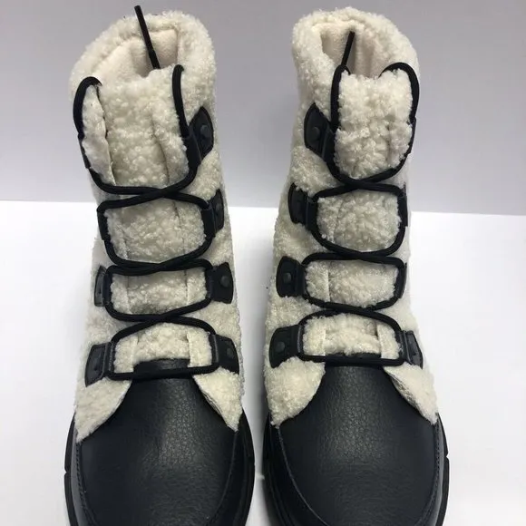 Sorel Women’s Explorer II Joan Cozy Winter Boots White/Black, Size 11M