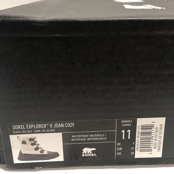 Sorel Women’s Explorer II Joan Cozy Winter Boots White/Black, Size 11M