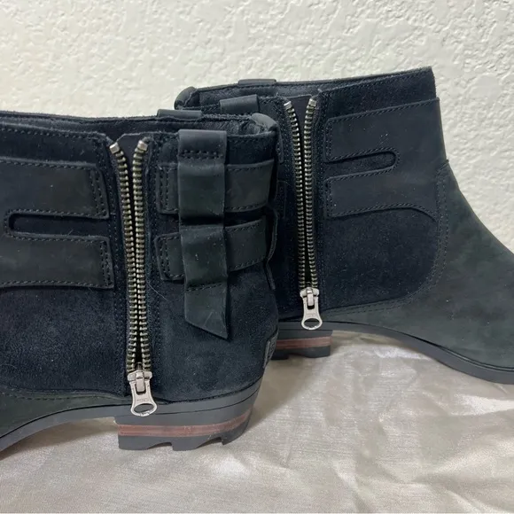 SOREL WOMEN'S LOLLA NL3080 WATER PROOF ANKLE BOOTS BLACK SIZE 10