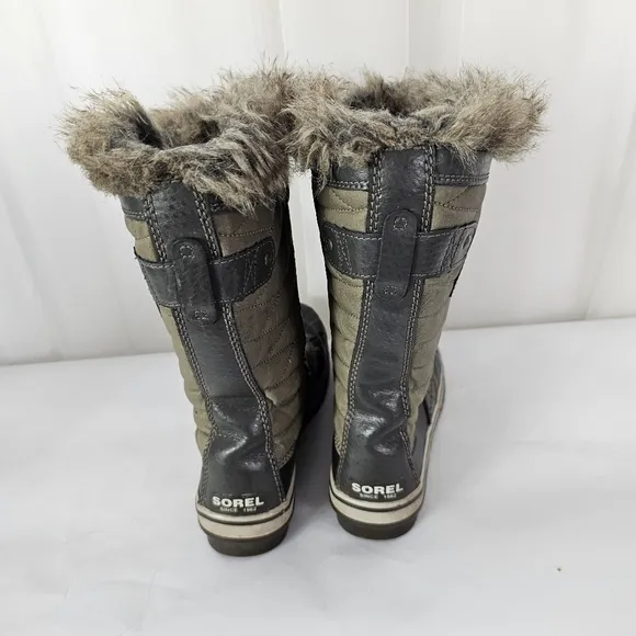 Sorel Women's Tofino II Boots olive and gray size 7