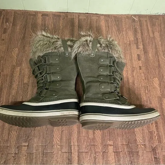Sorel Womens Joan of Artic Waterproof Green Suede Snow Boots 8 Faux Fur Trim