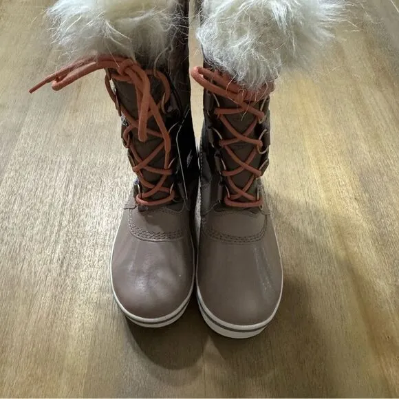 SOREL Women’s TOFINO 11 Faux Fur Omega Taupe Waterproof Tall Snow Boots Size 6
