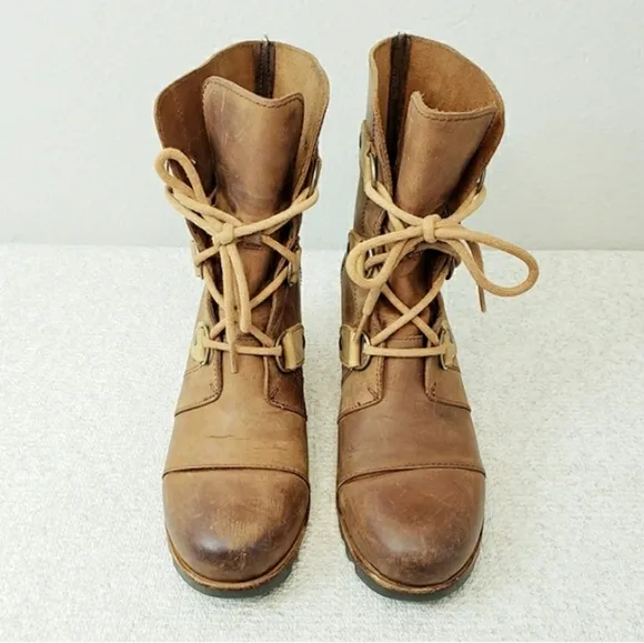 SOREL x Anthropologie Joan of Arctic Lexie Lace up brown Leather Boots 8