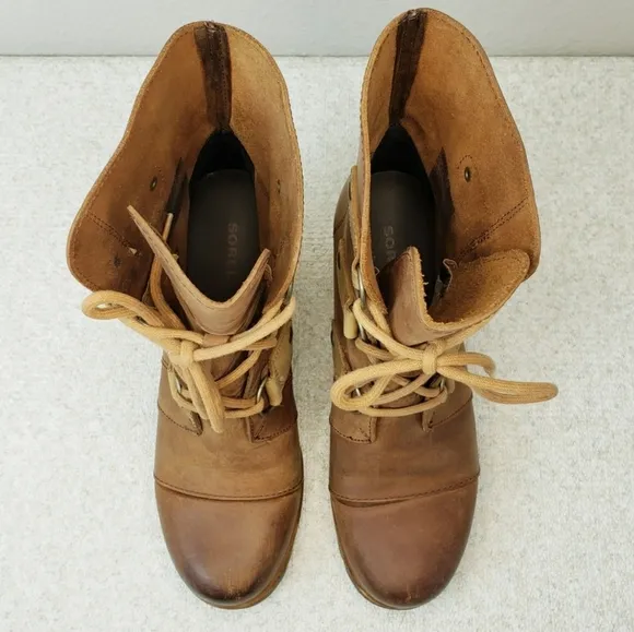 SOREL x Anthropologie Joan of Arctic Lexie Lace up brown Leather Boots 8