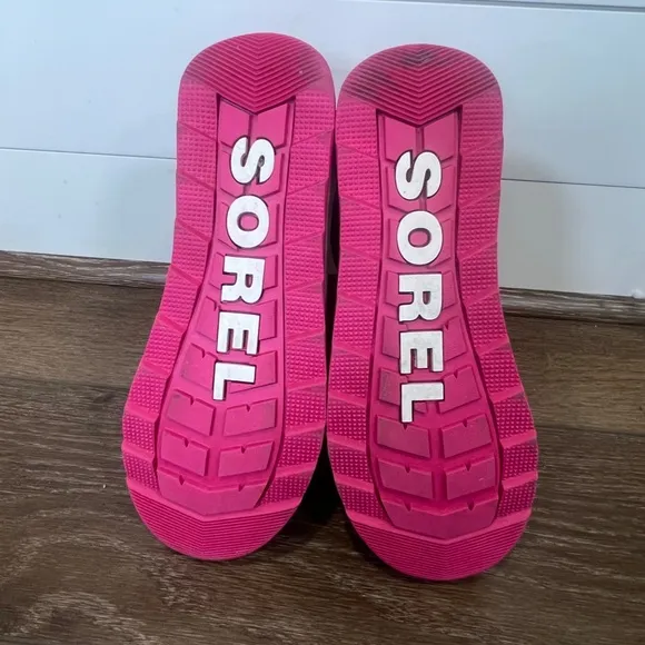 SOREL Youth Whitney II Puffy Mid Boots Gray &amp; Pink Size 7 Girls Waterproof
