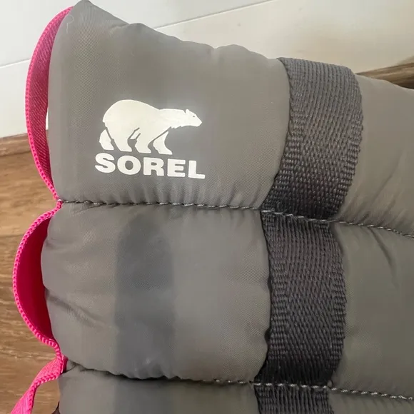 SOREL Youth Whitney II Puffy Mid Boots Gray &amp; Pink Size 7 Girls Waterproof