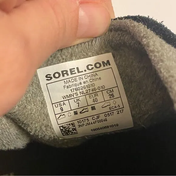 Sorel black suede leather Cozy Short ankle booties flat snow pull on round toe 9