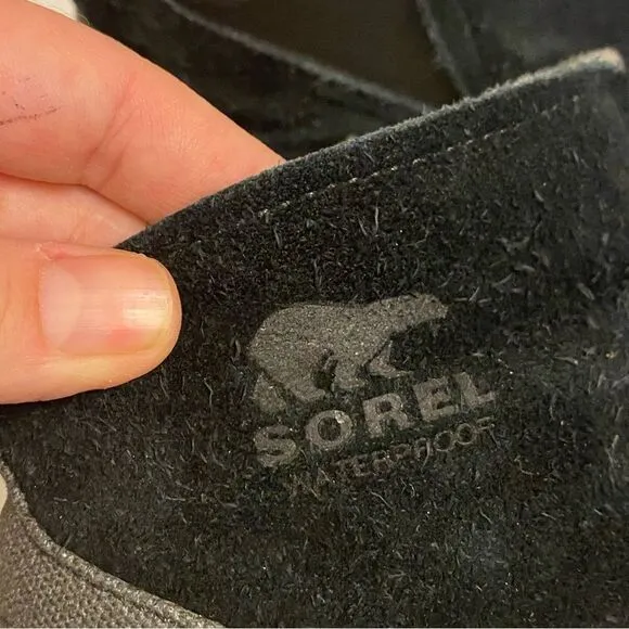 Sorel black suede leather Cozy Short ankle booties flat snow pull on round toe 9