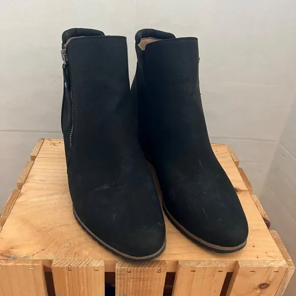Soul Naturalizer Size 8.5 W Black Haley Fabric Wedge Heel Ankle Bootie Boots