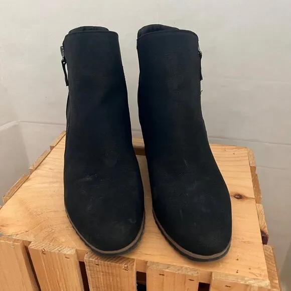 Soul Naturalizer Size 8.5 W Black Haley Fabric Wedge Heel Ankle Bootie Boots