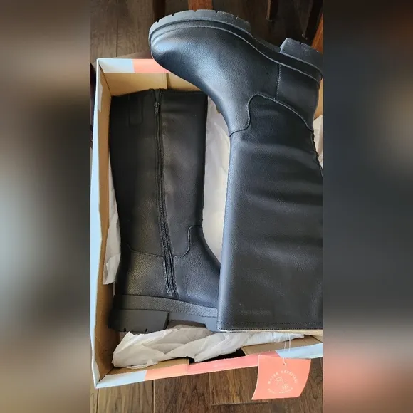 SOUL Naturalizer Womens Orchid High Shaft Boots, size 11 M.