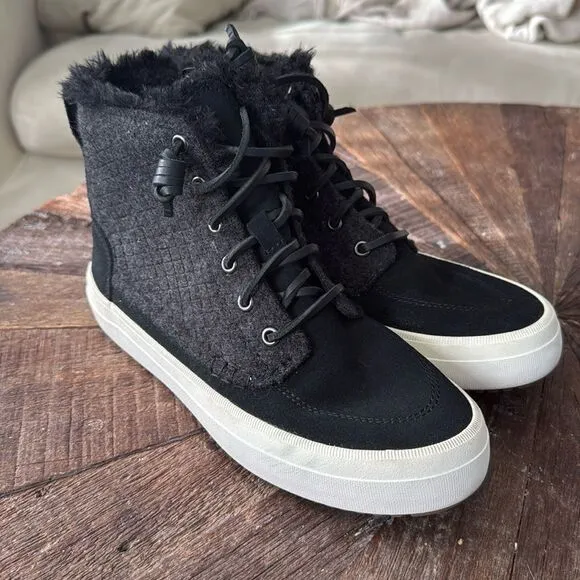 Sperry Women's Crest Lug Quilted Cozy Wool Suede High Top Boot