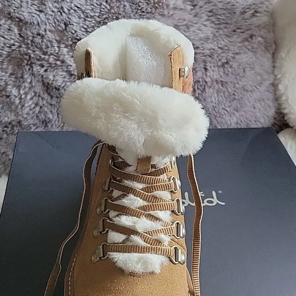 Splendid boots