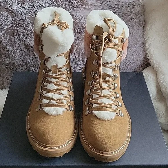 Splendid boots
