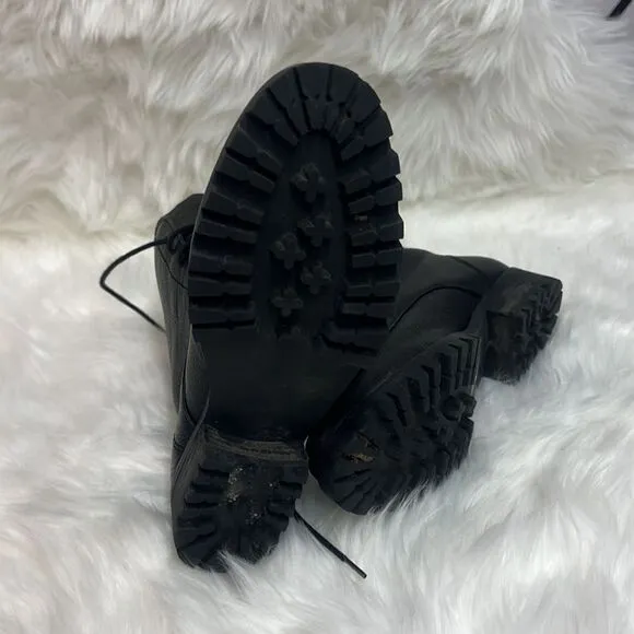 Splendid Long Laces Combat boots Size 8 D19