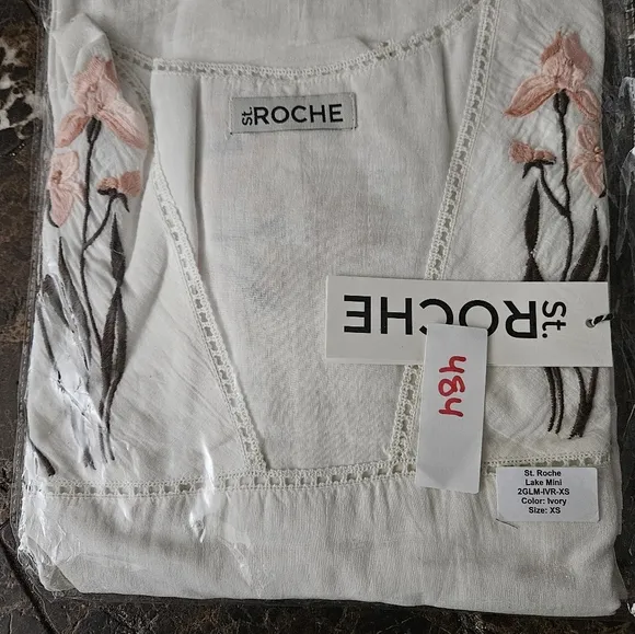 St. Roche Lake Mini Ivory Floral Embroidered short sleeve Mini Dress XS NWT