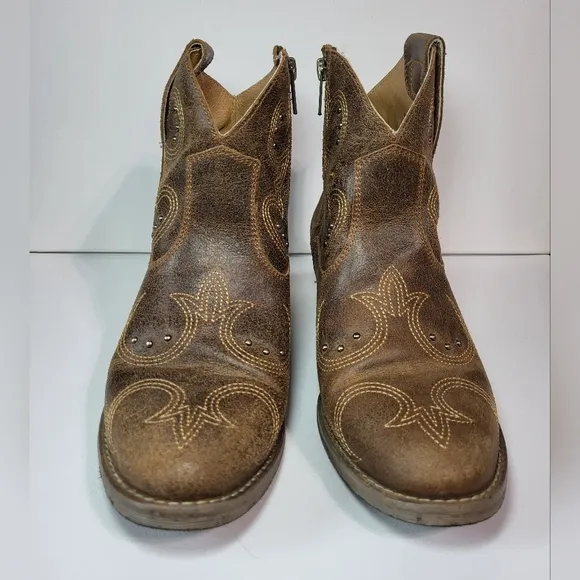 Sterling River Brown Embroidery Stud R-Toe Cowgirl Booties Women's Size 8.5