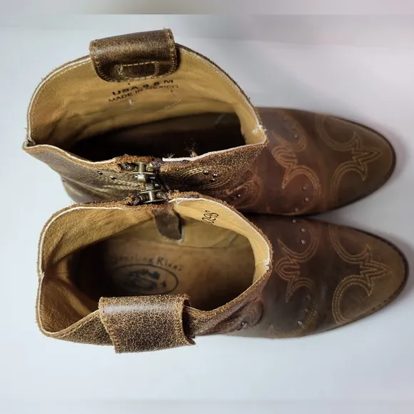 Sterling River Brown Embroidery Stud R-Toe Cowgirl Booties Women's Size 8.5