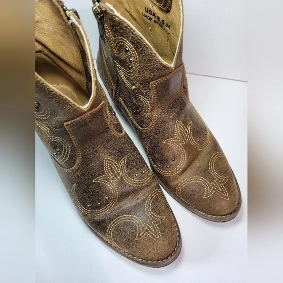 Sterling River Brown Embroidery Stud R-Toe Cowgirl Booties Women's Size 8.5