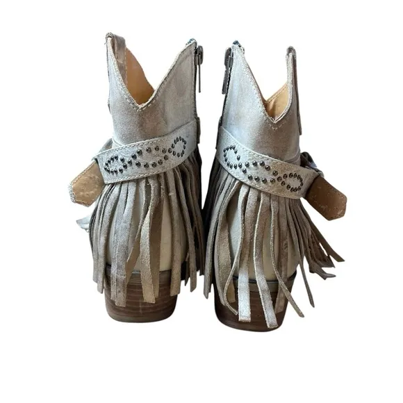 Sterling River Fringe Western Boots