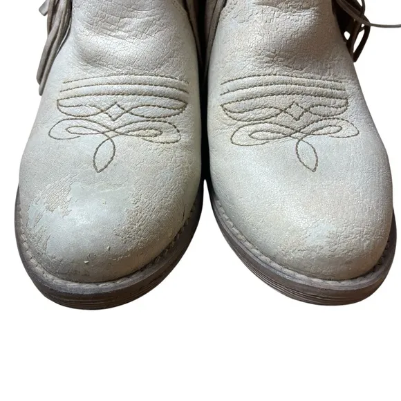 Sterling River Fringe Western Boots