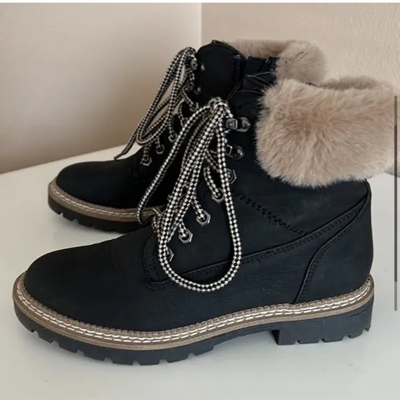 Steve Madden Black Faux Fur Combat Boots 6.5