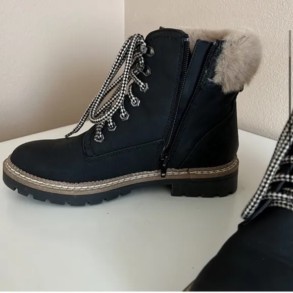 Steve Madden Black Faux Fur Combat Boots 6.5