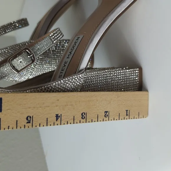 Steve Madden CARRSON RHINESTONES Heels Women's 8 Silver Shoes