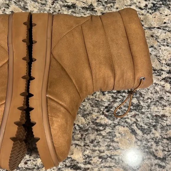 Steve Madden Faux Fur-Lined Snow Boots