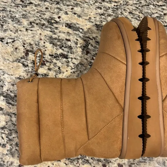 Steve Madden Faux Fur-Lined Snow Boots