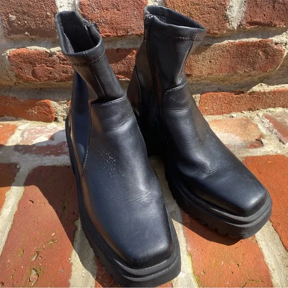 Steve Madden Platform Leather Boots Pleather Faux Size 6