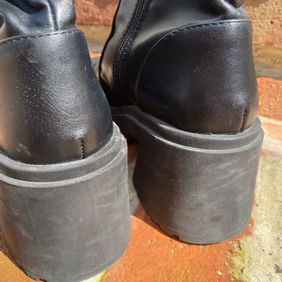 Steve Madden Platform Leather Boots Pleather Faux Size 6