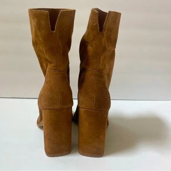 Steve Madden Vector Boot in Chestnut Suede Size 9.5