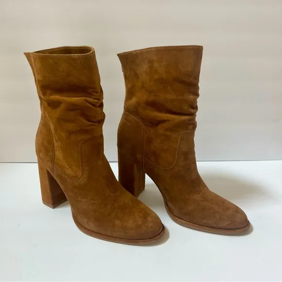 Steve Madden Vector Boot in Chestnut Suede Size 9.5