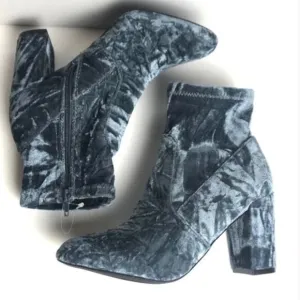 Steve Madden Women's Blue Irven Ankle Boots
