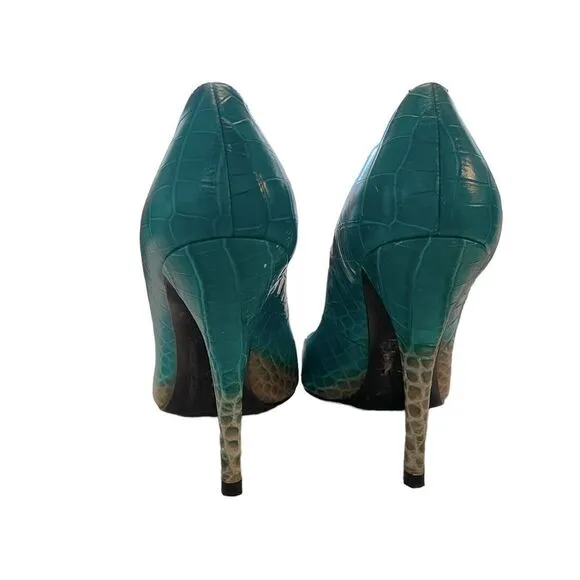 Stuart Weitzman Aqua Leather Alligator Pattern Pumps