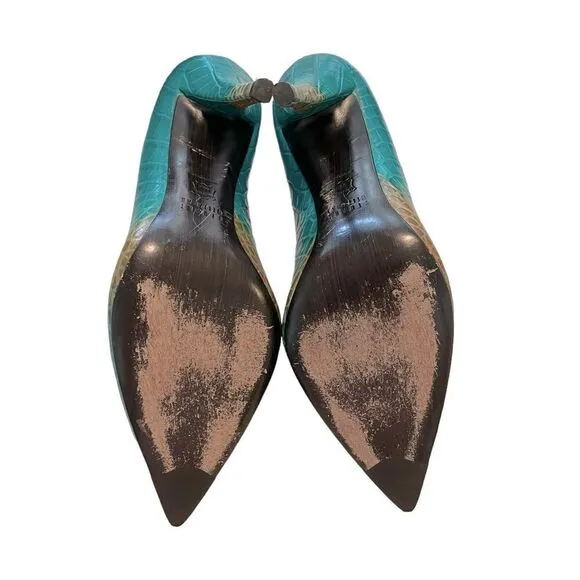 Stuart Weitzman Aqua Leather Alligator Pattern Pumps