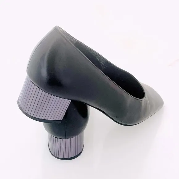 STUART WEITZMAN Black Leather Low Heels Women’s Pumps Mirrored Heel Dress Shoes
