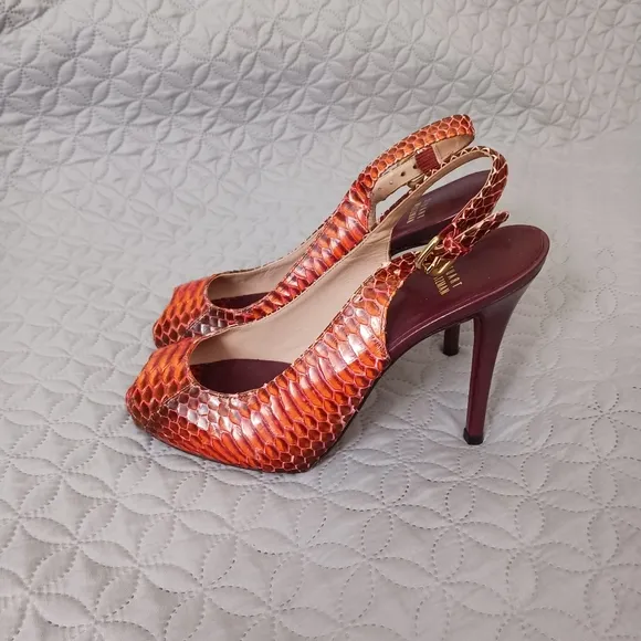 Stuart Weitzman multi color snakeskin embossed leather pumps