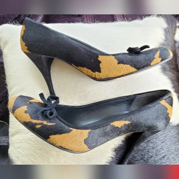 Stuart Weitzman Vintage Animal Print Calf Hair Black and Tan Women's Heels Sz 7