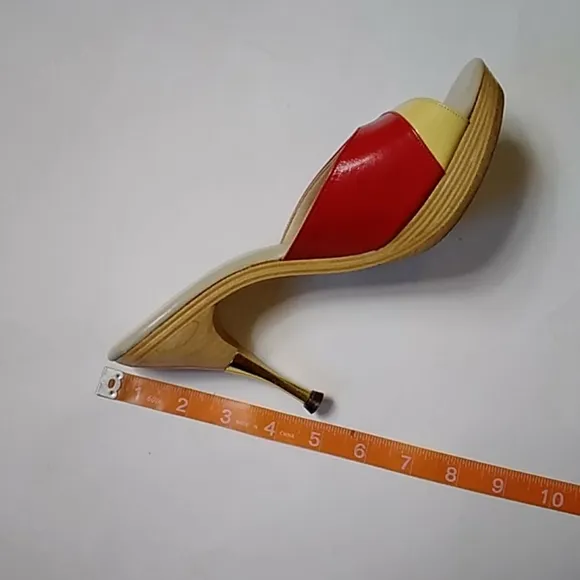 Sun Stepped Vintage Women Heels Shoes Size 8