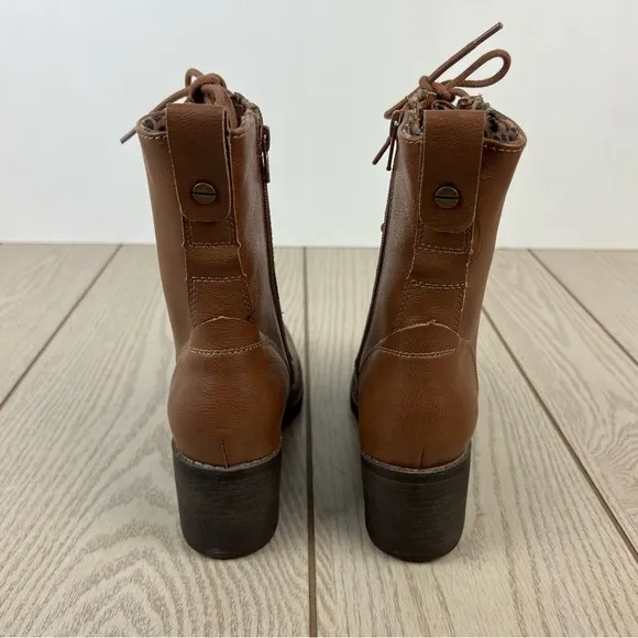 Sun   Stone Sloanie Lace-Up Lug Sole Hiker Booties 8.5M Tan Faux Leather $80