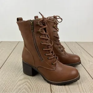 Sun   Stone Sloanie Lace-Up Lug Sole Hiker Booties 8.5M Tan Faux Leather $80