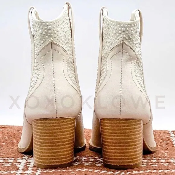 SZ 8.5 &amp; 10 Ivory Faux Pearl Embellished Western Cowboy Boots